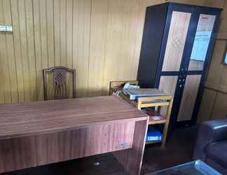 Sảnh chờ 2 Channes Guest House Syariah