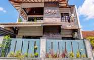 Bangunan 3 SPOT ON 92575 Zazi Homestay 