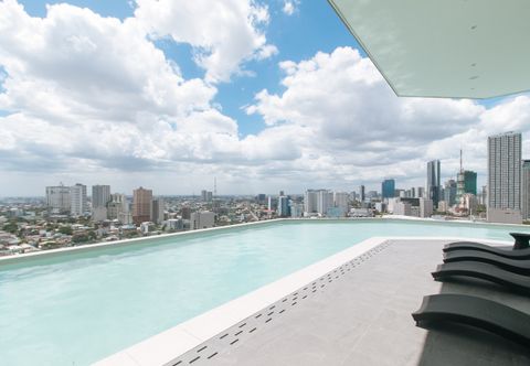 สระว่ายน้ำ Hotel Amarah and Aiome
