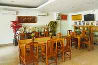 Restaurant SUPER OYO Collection O 92690 Hotel Limas