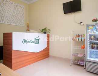 Lobi 2 MADINA GUEST HOUSE Syariah near Gembira Loka Zoo Yogyakarta Mitra RedDoorz