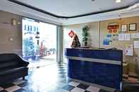 Dịch vụ khách sạn OYO 90806 Rumah Tumpangan Laut Selatan