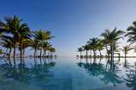 Kolam Renang Wyndham Hoi An Royal Beachfront Resort & Villas