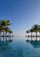 SWIMMING_POOL Wyndham Hoi An Royal Beachfront Resort & Villas