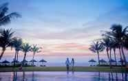 Kolam Renang 5 Wyndham Hoi An Royal Beachfront Resort & Villas