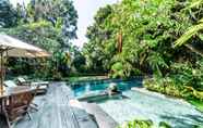 สระว่ายน้ำ 6 The Asraya Villa Sanur Managed by LEAD Luxury