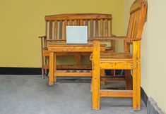 ล็อบบี้ 7 OYO 92704 Pondok Bunga Lily