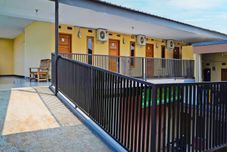 Ruang Umum OYO 92704 Pondok Bunga Lily