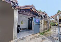Exterior 2 OYO Life 92709 Kost Teras Cikapundung Syariah