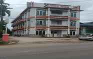 Bangunan 4 OYO 92751 Marang Homestay Syariah