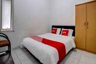 Bedroom OYO 92725 Regol Srimahi Residence