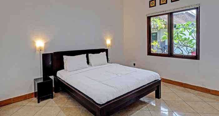 Bedroom OYO 92752 882 Guest House