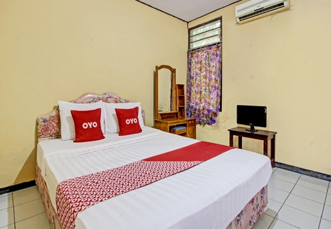 Kamar Tidur OYO 92761 Hotel Sendang Asri