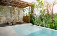 Kolam Renang 6 Magical Jungle Resort & Spa