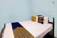 Bedroom SPOT ON 92763 Hotel Melati Sukoasih