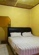 BEDROOM SPOT ON 92766 Penginapan Asoka Indah