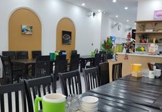 레스토랑 7 E3 Homestay & Cafe Phu Quoc