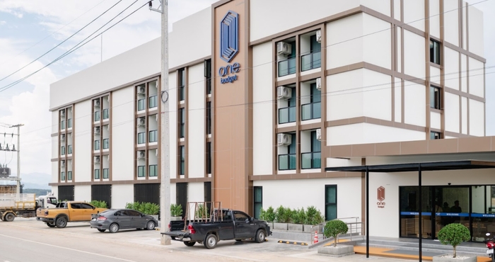 Bên ngoài One budget Hotel Chiangrai Chiangsaen (วัน บัดเจท เชียงราย เชียงแสน)