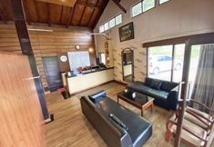 로비 4 Shine River