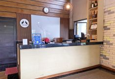 로비 5 Shine River