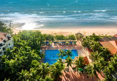 Exterior 7 Sea Lion Beach Resort & Spa