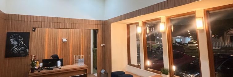 Lobby Yaemal Frances Hotel