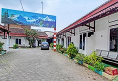 Exterior 5 Hotel O 4 Saudara Hotel