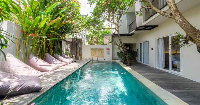 Kolam Renang Hola Seminyak