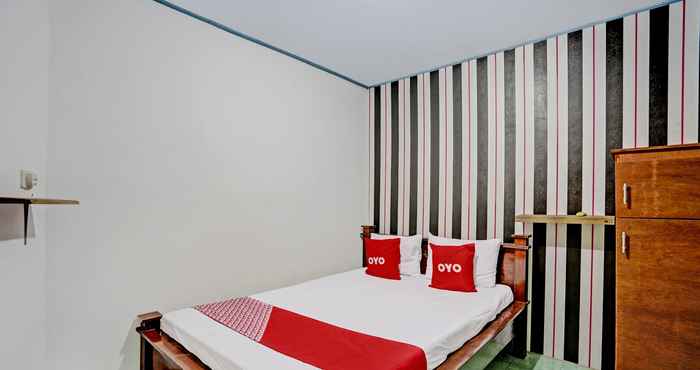 Bedroom OYO 92816 Ana Homestay 