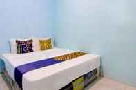 Kamar Tidur SPOT ON 92814 Gioba Kost Syariah