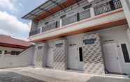 Exterior 2 OYO 92806 Penginapan Geby Syariah