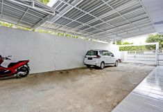 Exterior 6 OYO 92817 Niza Guesthouse Syariah