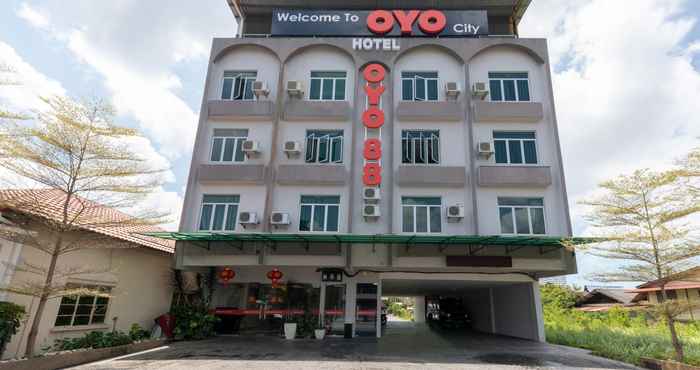 Bên ngoài OYO 88 Hotel