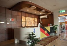 Lobby 7 Riverfront Inn