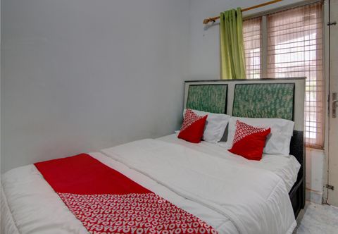 寝室 OYO 92833 Penginapan Syariah