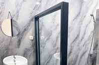 In-room Bathroom Swiss-Belexpress Rest Area KM. 166 Cipali