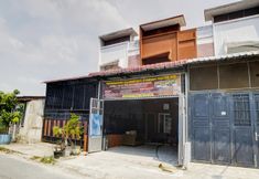 Exterior 4 OYO 92826 Penginapan Syariah Faster Inn