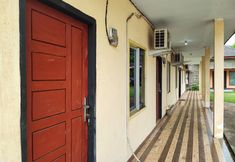 Lobby 4 RedDoorz Syariah near Terminal Alam Barajo Jambi