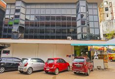 Exterior 3 Hotel O Paris SyariahNearTempat Makan Pagi Sore Nohil