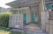 Exterior 2 OYO 92825 Kamar Lombok