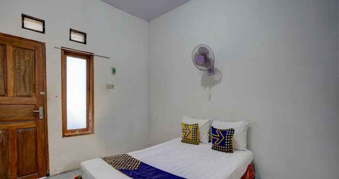 Bedroom SPOT ON 92855 Griya Sandi Syariah Rogojampi