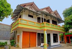 Exterior 2 SPOT ON 92856 Home Stay Syariah Aom Kusman