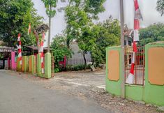 Exterior 6 SPOT ON 92856 Home Stay Syariah Aom Kusman