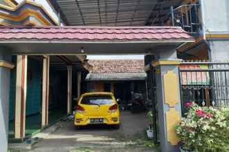 Exterior 4 SPOT ON 92857 Kos Haji Jakfar Syariah