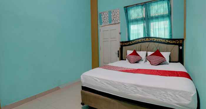 Bedroom OYO 92862 Rania Kost Simpang Rimbo