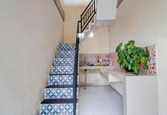 Common Space 7 Hotel O Raya Guest House Syariah