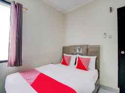 OYO 92861 Raya Guest House Syariah, AU$6