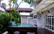 Swimming Pool 2 A Sleep Bangkok Charoenkrung