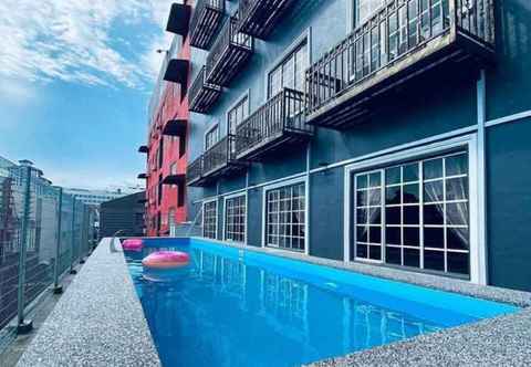 Swimming Pool Townhouse OAK Dz Premier Suite