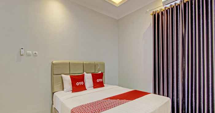 Bilik Tidur OYO 92879 Imperial Inn